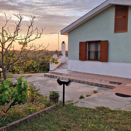 La Valle Incantata - Immerso Nel Verde A 10 Minuti Dal Mare Apartment Сасари Екстериор снимка