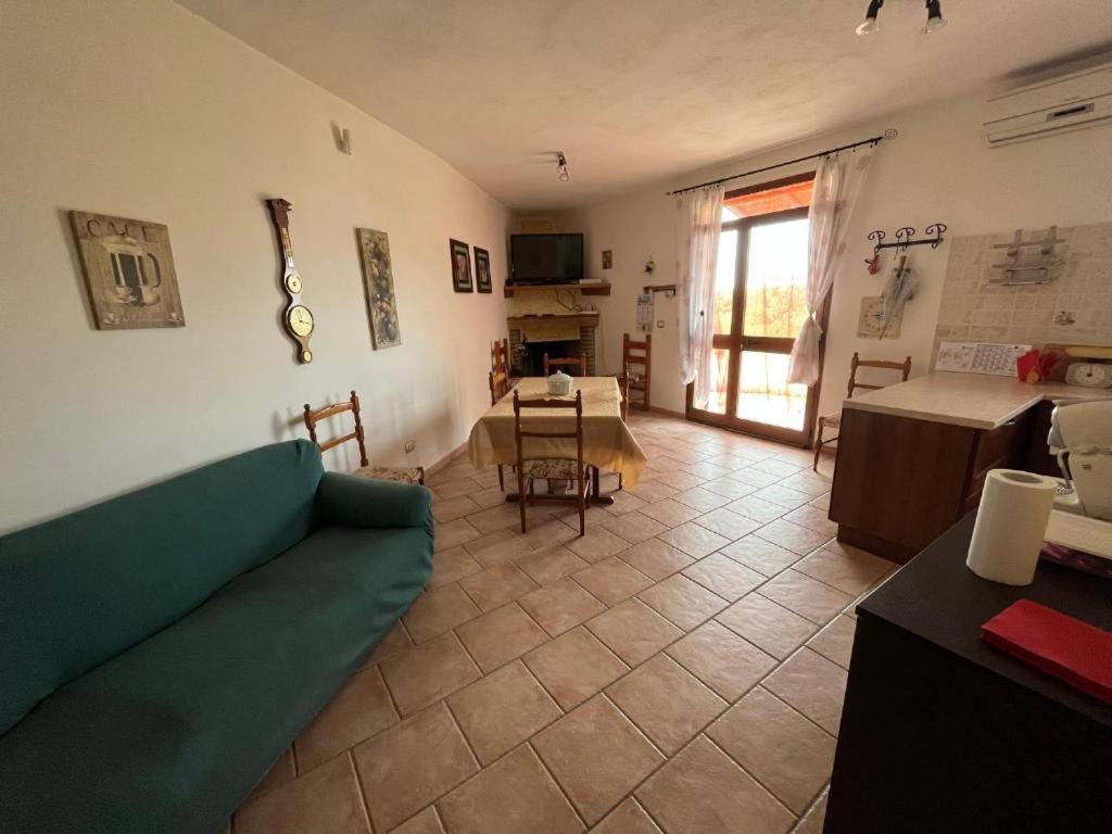 La Valle Incantata - Immerso Nel Verde A 10 Minuti Dal Mare Apartment Сасари Екстериор снимка